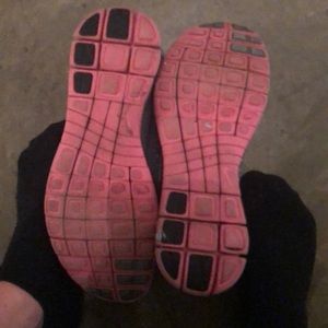 Nike Shoes - Nike Free 4.0 Nike Shoes - Nike Free 4.0